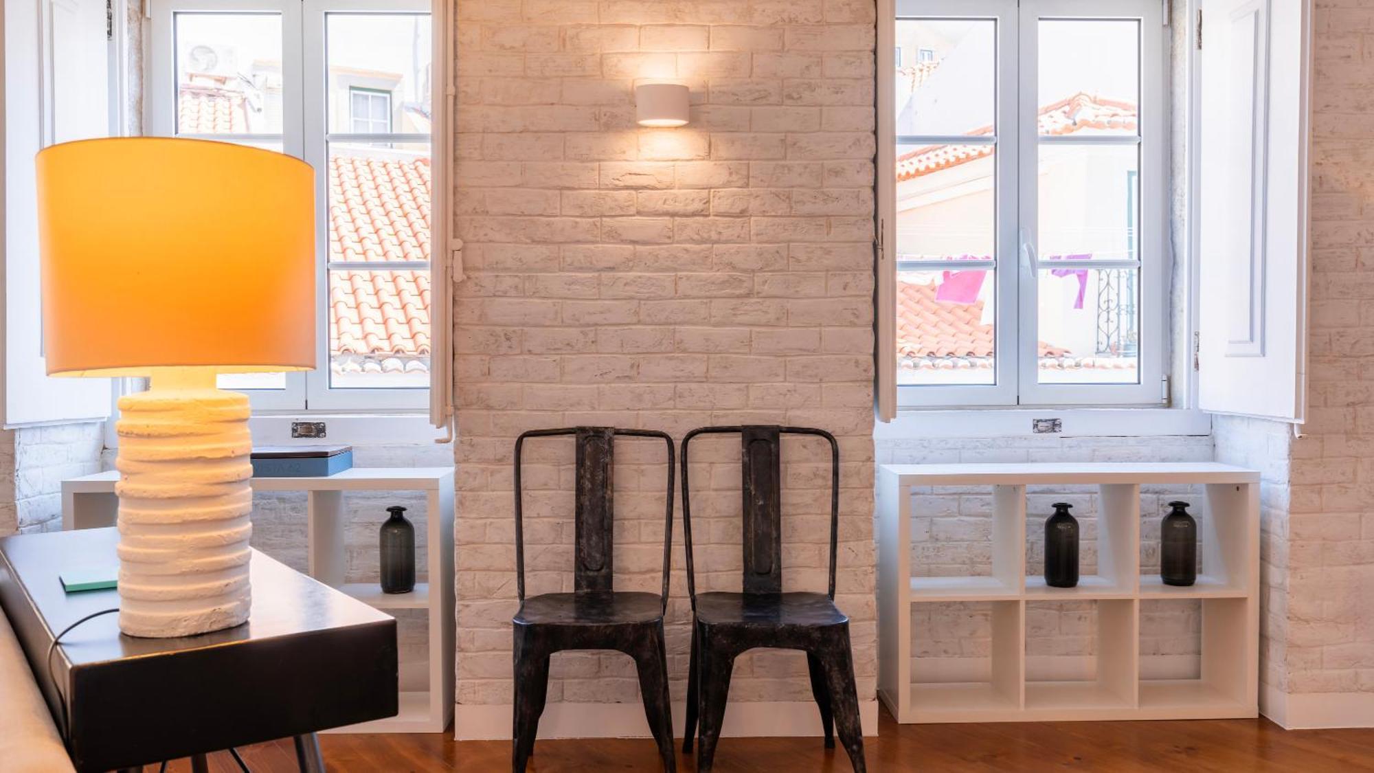 Charming 3Bdr Duplex In City Center By Lovelystay リスボン エクステリア 写真
