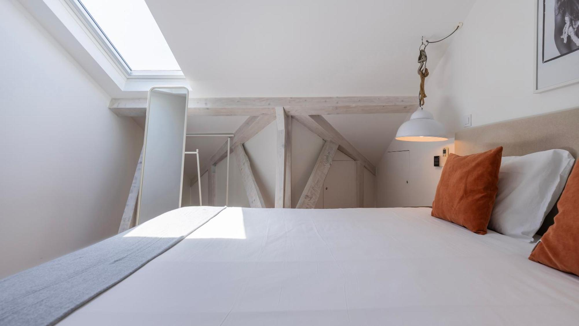 Charming 3Bdr Duplex In City Center By Lovelystay リスボン エクステリア 写真